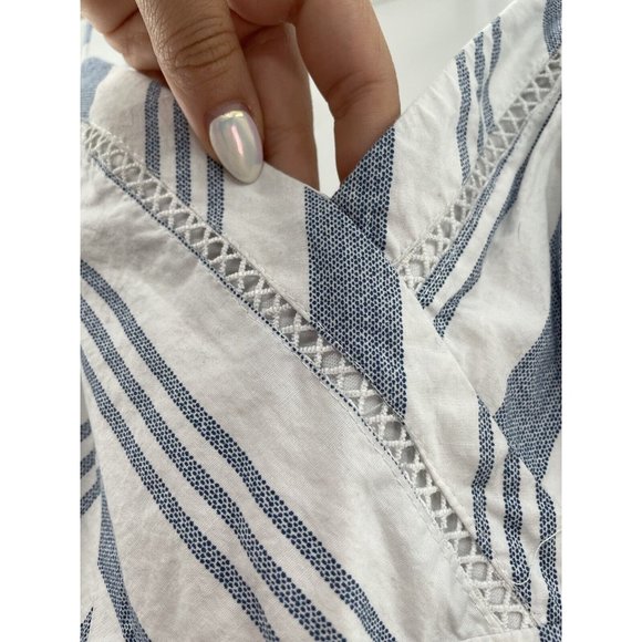 Trixxi Clothing Company Large Blue And White Gorgeous Flattering Top - Picture 4 of 8